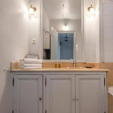 Veeve - Plumes In The Park Apartment Paris